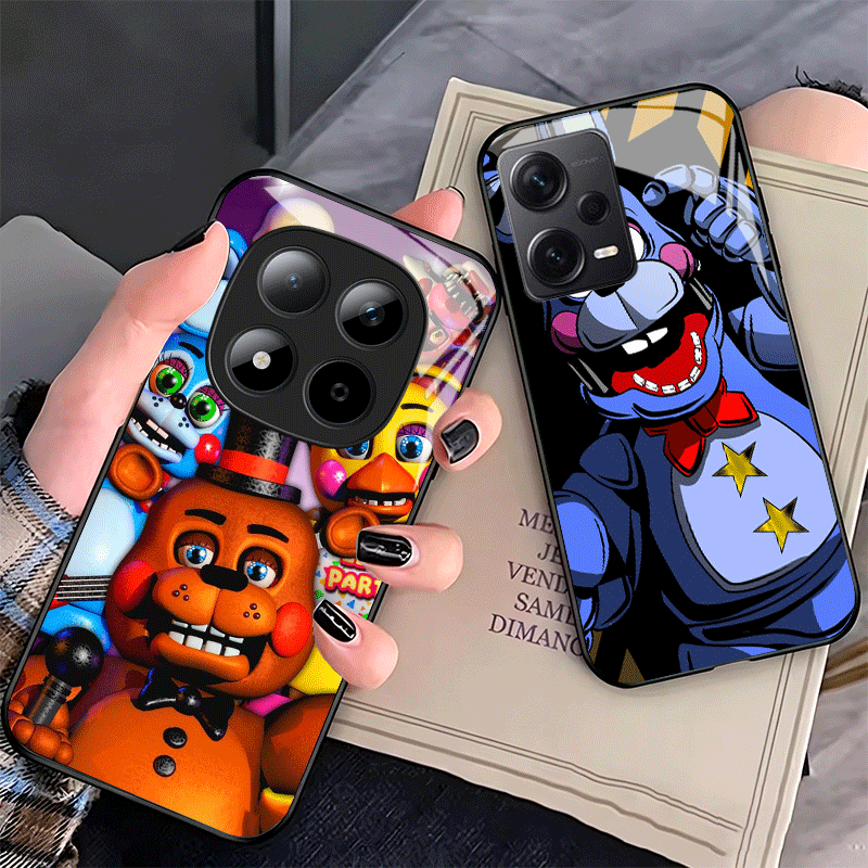 Phone Cases At Shein - غطاء هاتف زجاجي بتصميم Five N-Nights